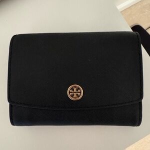Tory Burch Robinson Foldable Medium Wallet